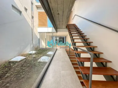 Sobrado com 3 Quartos à venda, 280m² no Vila Madalena, São Paulo