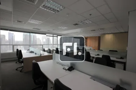 Sala Comercial para alugar, 122m² no Jardim das Acácias, São Paulo