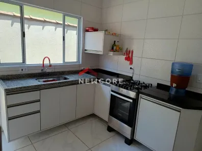 Casa com 2 Quartos à venda, 70m² no Maracanã, Praia Grande