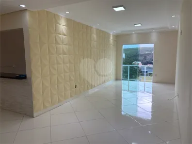 Sobrado com 2 Quartos para alugar, 212m² no Jardim São Pedro, Mogi das Cruzes
