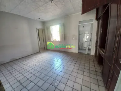Casa com 4 Quartos para alugar, 119m² no Centro, Teresina