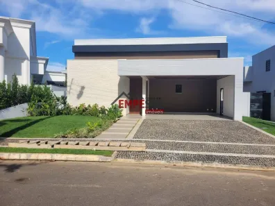 Casa de Condomínio com 3 Quartos à venda, 203m² no Plano Diretor Sul, Palmas