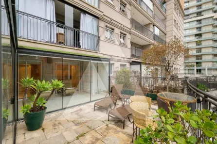 Apartamento com 2 Quartos para venda ou aluguel, 182m² no Vila Nova Conceição, São Paulo
