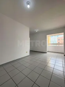 Apartamento com 2 Quartos para alugar, 90m² no Palhinhas, Petrolina