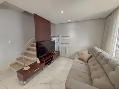 Sobrado com 3 Quartos à venda, 112m² no Aurora, Londrina