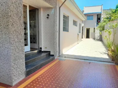Casa com 3 Quartos à venda, 170m² no Caxingui, São Paulo