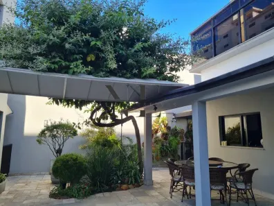 Sobrado com 5 Quartos à venda, 396m² no José Menino, Santos