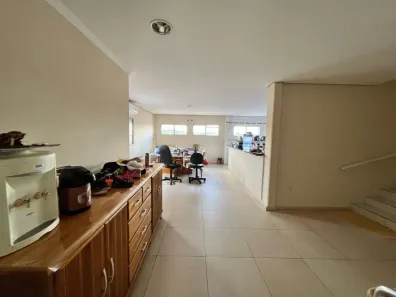Sobrado com 4 Quartos para alugar, 350m² no Ribeirão do Lipa, Cuiabá