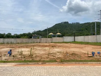Lote/Terreno à venda, 150m² no Beira Rio, Biguaçu