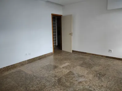 Sala Comercial para alugar, 82m² no Santa Efigênia, Belo Horizonte