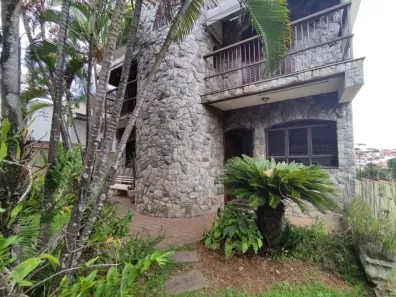 Casa com 3 Quartos à venda, 244m² no Centro, Piracicaba
