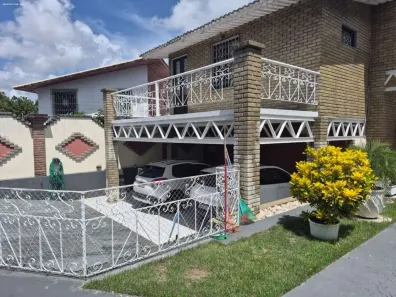 Casa com 5 Quartos à venda, 378m² no Parque Manibura, Fortaleza