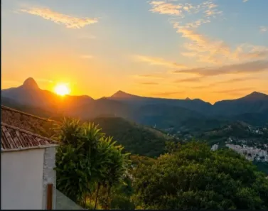 Casa com 4 Quartos à venda, 302m² no Nogueira, Petrópolis