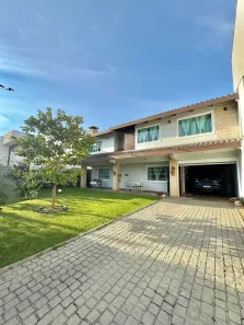 Sobrado com 4 Quartos à venda, 273m² no Comasa, Joinville