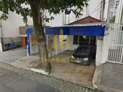 Casa com 3 Quartos para alugar, 240m² no Vila Azevedo, São Paulo