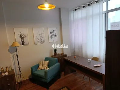 Ponto Comercial para alugar, 29m² no Centro, Uberlândia