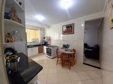 Sobrado com 3 Quartos à venda, 209m² no Parque do Colégio, Jundiaí