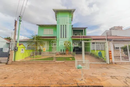Casa com 3 Quartos à venda, 253m² no Sarandi, Porto Alegre