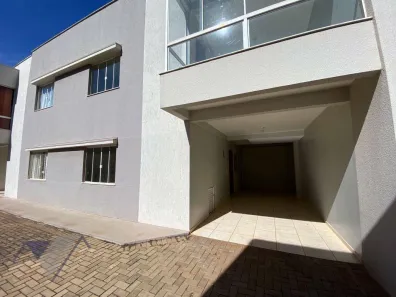 Casa de Condomínio com 3 Quartos para alugar, 125m² no Centro, Cascavel