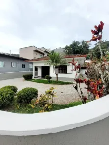 Casa com 3 Quartos à venda, 150m² no São Pedro, Brusque