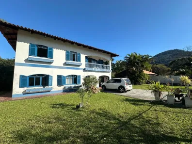 Casa com 3 Quartos à venda, 200m² no Vila Lalau, Jaraguá do Sul