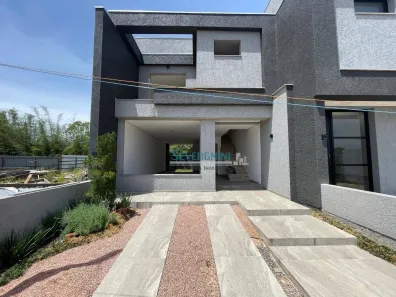 Casa de Condomínio com 3 Quartos à venda, 131m² no Centro, Gravataí
