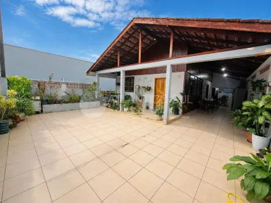 Casa com 7 Quartos à venda, 230m² no Praia de Leste, Pontal do Paraná