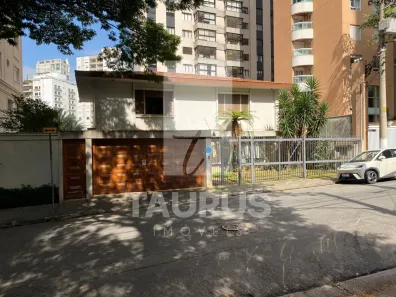 Sobrado com 3 Quartos à venda, 400m² no Vila Nova Conceição, São Paulo