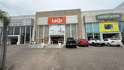 Ponto Comercial para alugar, 1200m² no Pio X, Caxias do Sul
