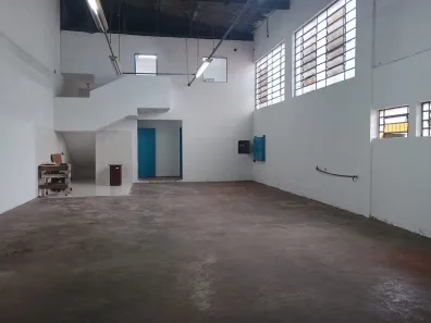 Galpão/Depósito/Armazém para alugar, 237m² no Casa Grande, Diadema