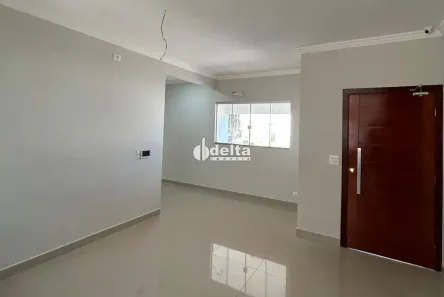 Casa de Condomínio com 3 Quartos à venda, 167m² no Jardim Holanda, Uberlândia