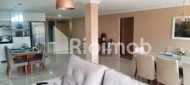 Casa com 5 Quartos à venda, 630m² no Taquara, Rio de Janeiro