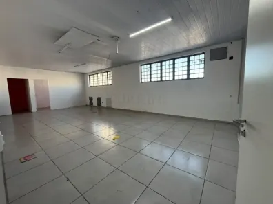 Ponto Comercial para alugar, 730m² no Vila Cardia, Bauru