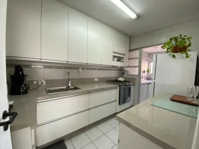 Apartamento com 3 Quartos para alugar, 77m² no Cabral, Curitiba