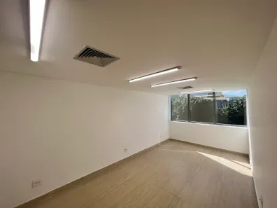 Sala Comercial para alugar, 25m² no Barra Olímpica, Rio de Janeiro