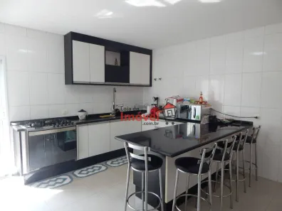 Sobrado com 3 Quartos à venda, 246m² no Santa Terezinha, São Bernardo do Campo