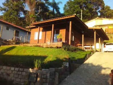 Casa com 2 Quartos à venda, 100m² no Pântano do Sul, Florianópolis
