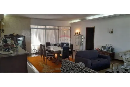 Casa com 4 Quartos para alugar, 379m² no Indianópolis, São Paulo
