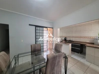 Casa com 3 Quartos à venda, 110m² no Parque Novo Mundo, Americana