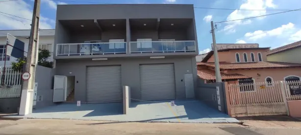 Prédio Comercial com 2 Quartos à venda, 180m² no Curral, Ibiúna