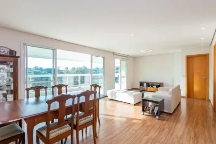 Apartamento com 3 Quartos para alugar, 167m² no Vista Alegre, Curitiba