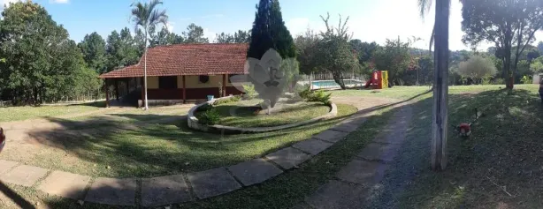 Fazenda/Sítio com 2 Quartos à venda, 250m² no Jardim Estância Brasil, Atibaia
