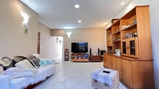 Casa com 4 Quartos à venda, 208m² no Brasil, Itu