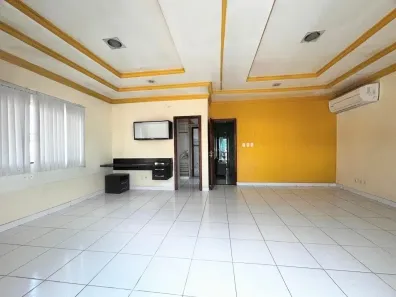 Casa com 4 Quartos à venda, 278m² no Parque Verde, Belém