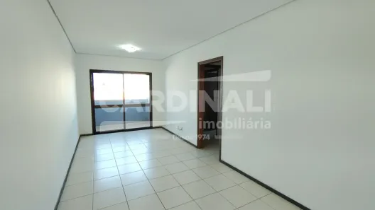 Apartamento com 2 Quartos para alugar, 73m² no Centro, Araraquara