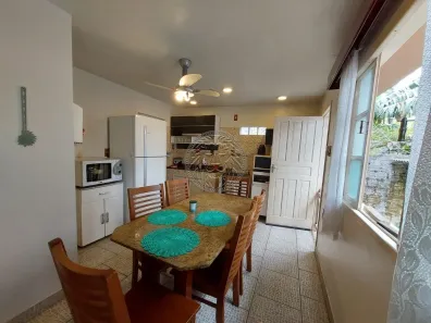 Casa com 2 Quartos à venda, 260m² no Campeche, Florianópolis