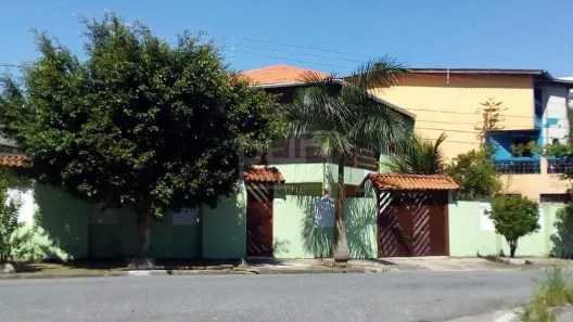 Sobrado com 3 Quartos à venda, 179m² no Parque Novo Oratório, Santo André