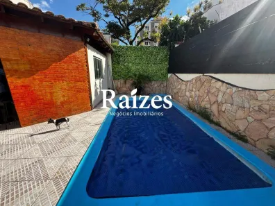 Casa com 3 Quartos à venda, 175m² no Santa Mônica, Uberlândia