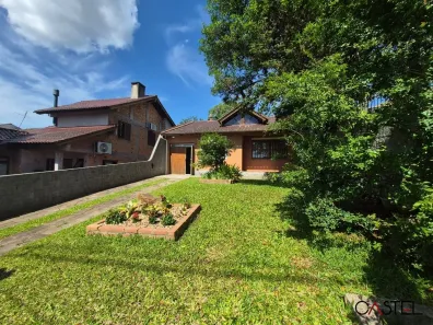 Casa com 2 Quartos à venda, 153m² no Vila Nova, Porto Alegre