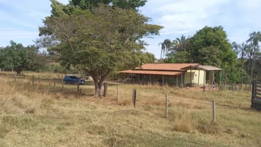 Fazenda/Sítio com 3 Quartos à venda, 100m² no , Varjão